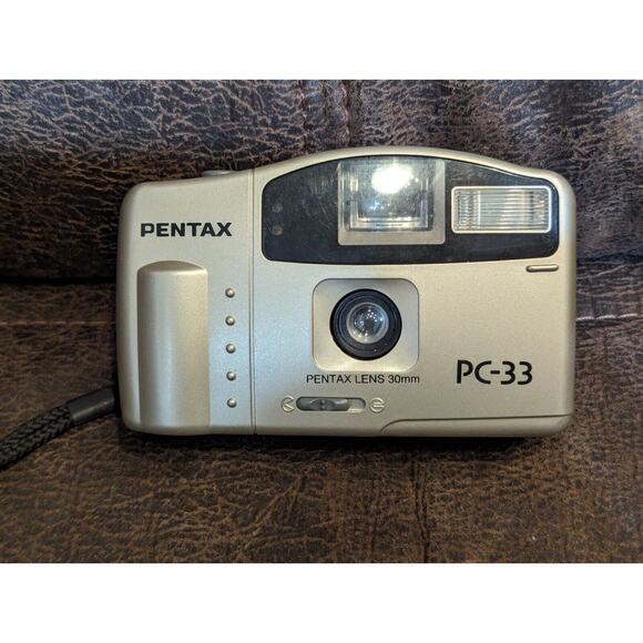 Pentax PC-33 35mm Camera Silver Black 30mm Lens Point & Shoot w Case Untested - Picture 1 of 5